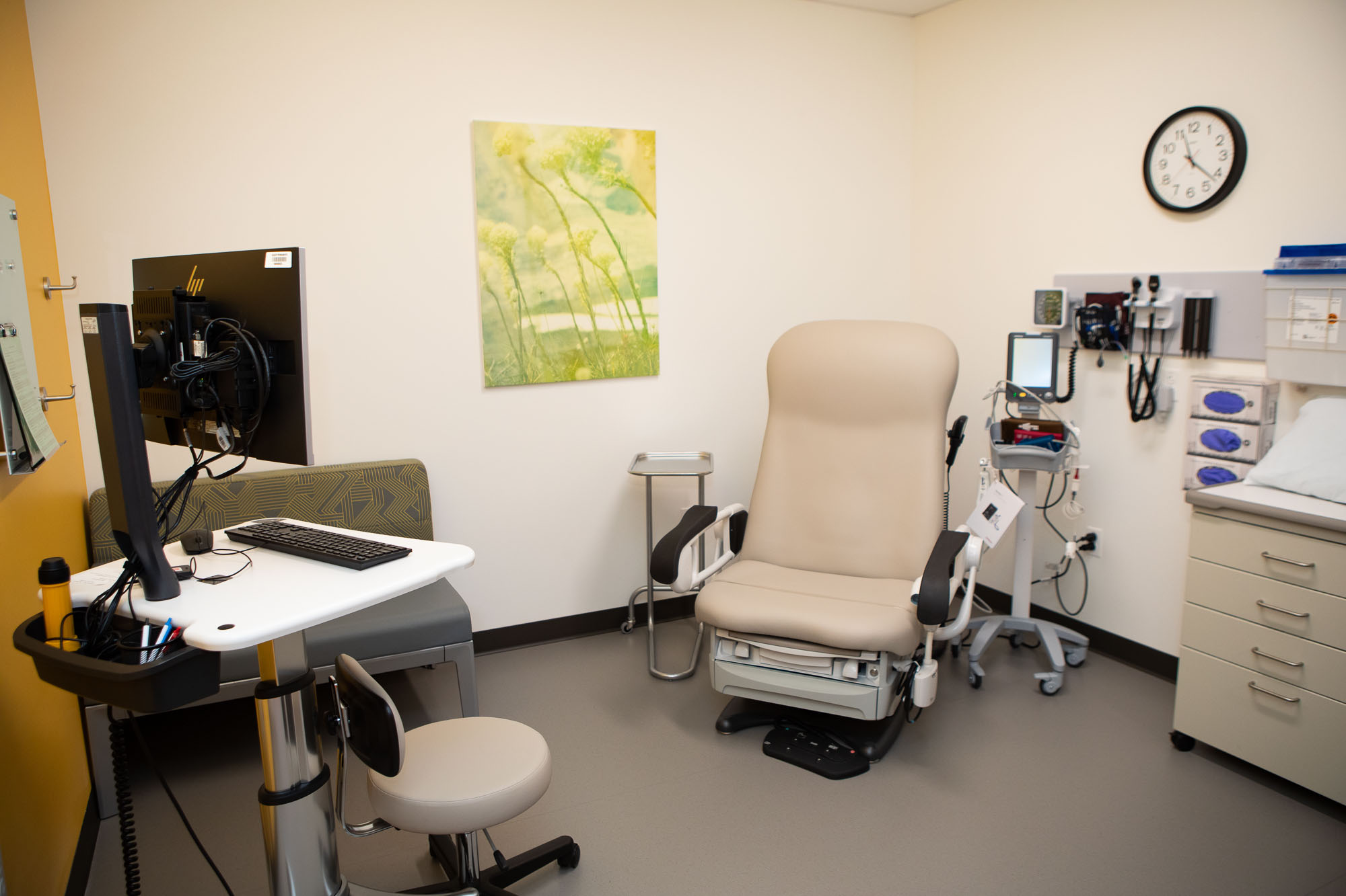 Kaiser Permanente West Olympia Medical Center, 1200 Cooper Point Rd SW