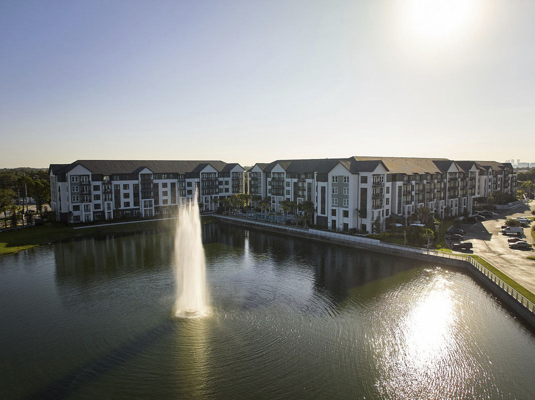 Novel Independence Park